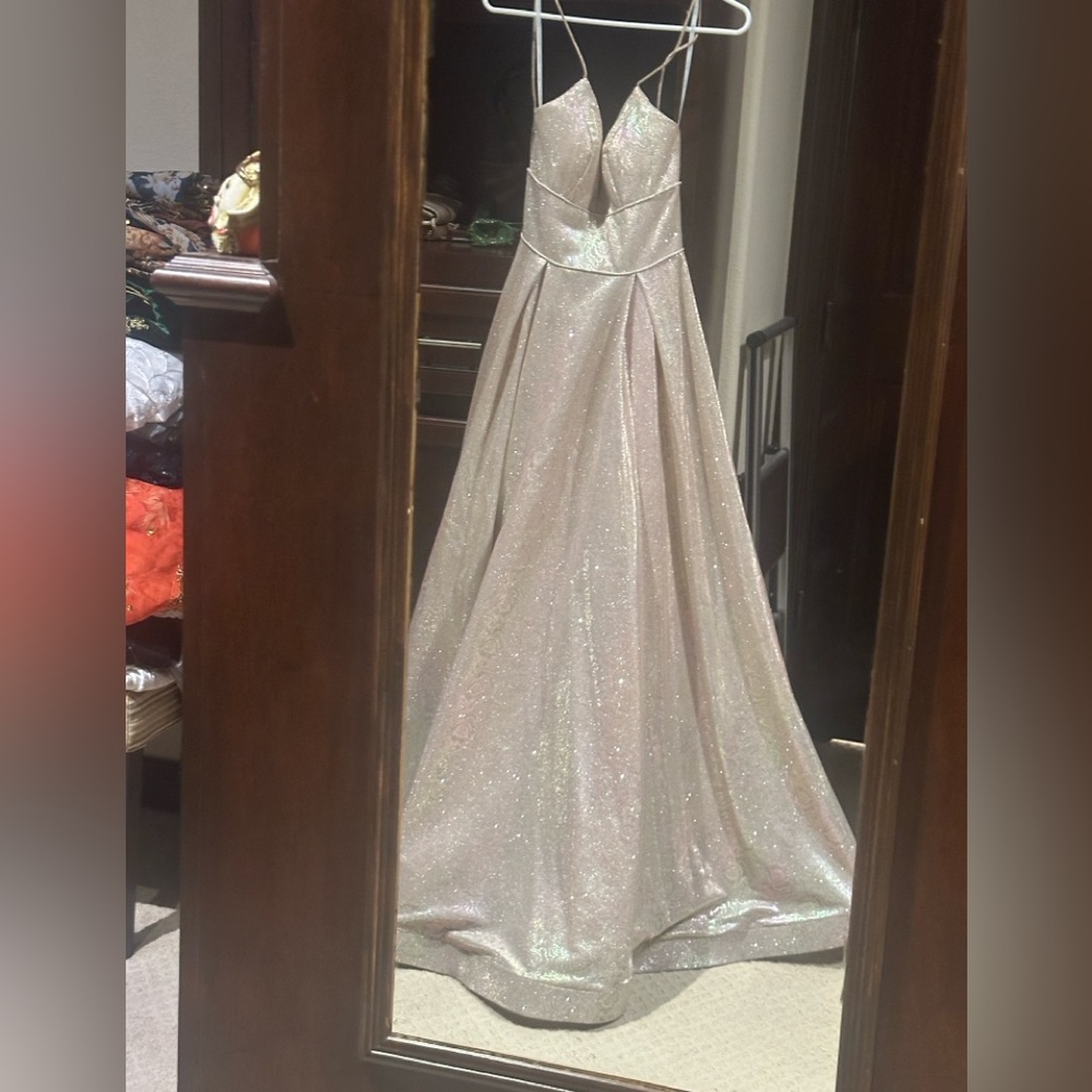 Prom Dress - Camille La Vie - Size 2